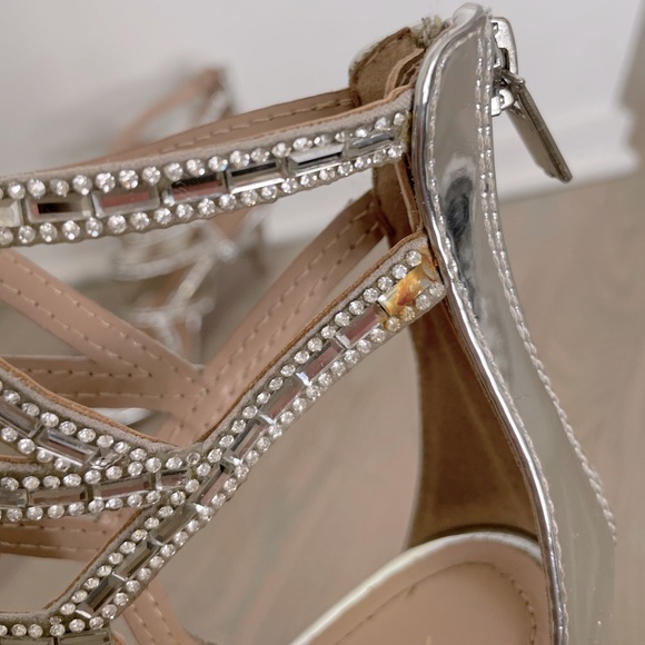 Silver Rhinestone Aldo Heels Size 7 (runs large, they fit for normally size 7.5) - Picture 5 of 6
